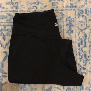 Lululemon cropped jogger pants